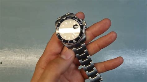 ridurre cinturino rolex|Come Regolare il Cinturino di un Orologio: 9 Passaggi .